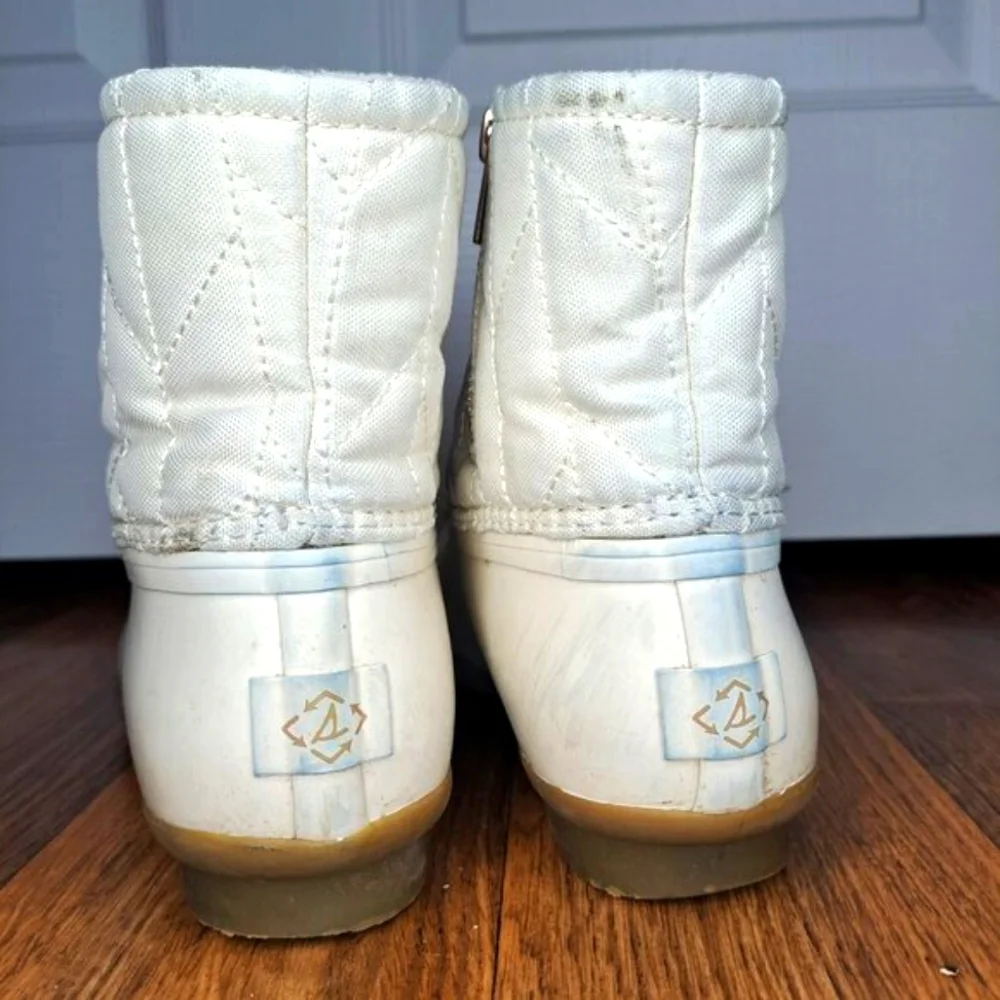 Sperry Saltwater White Quilted Duck Boot Size 8